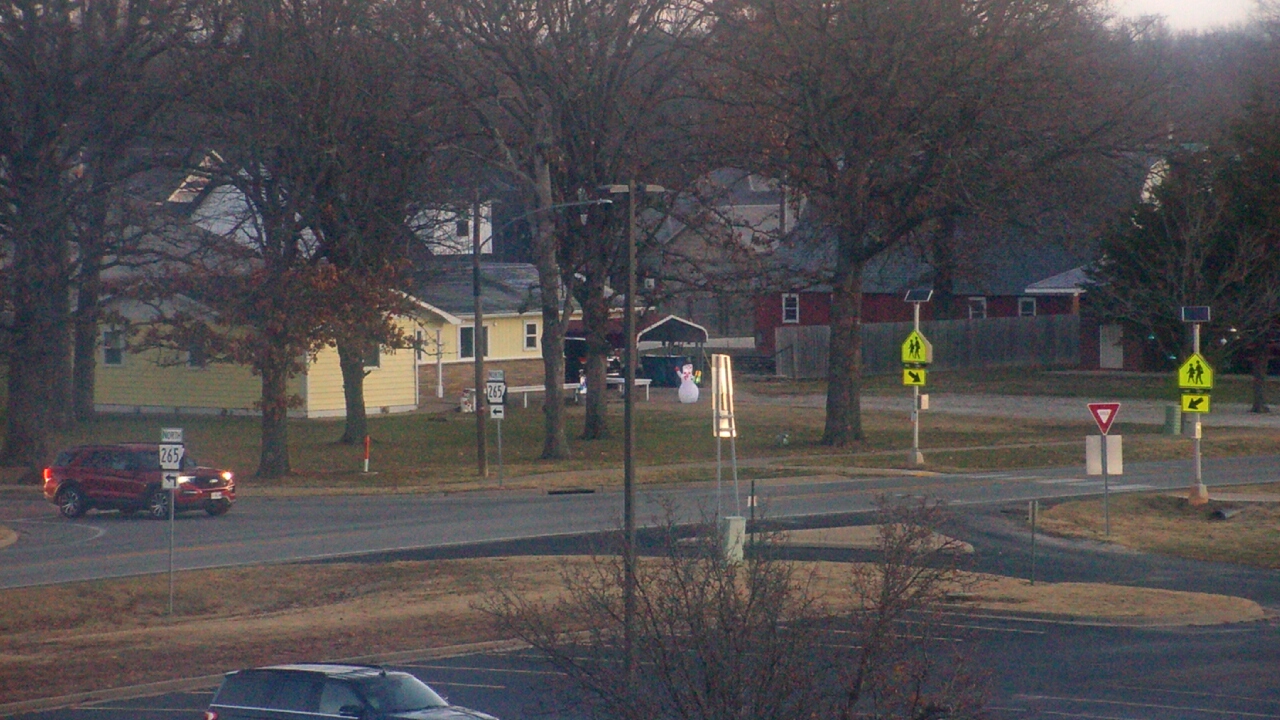 Thumbnail for current weather camera view from Pea Ridge HS in Pea Ridge, Arkansas