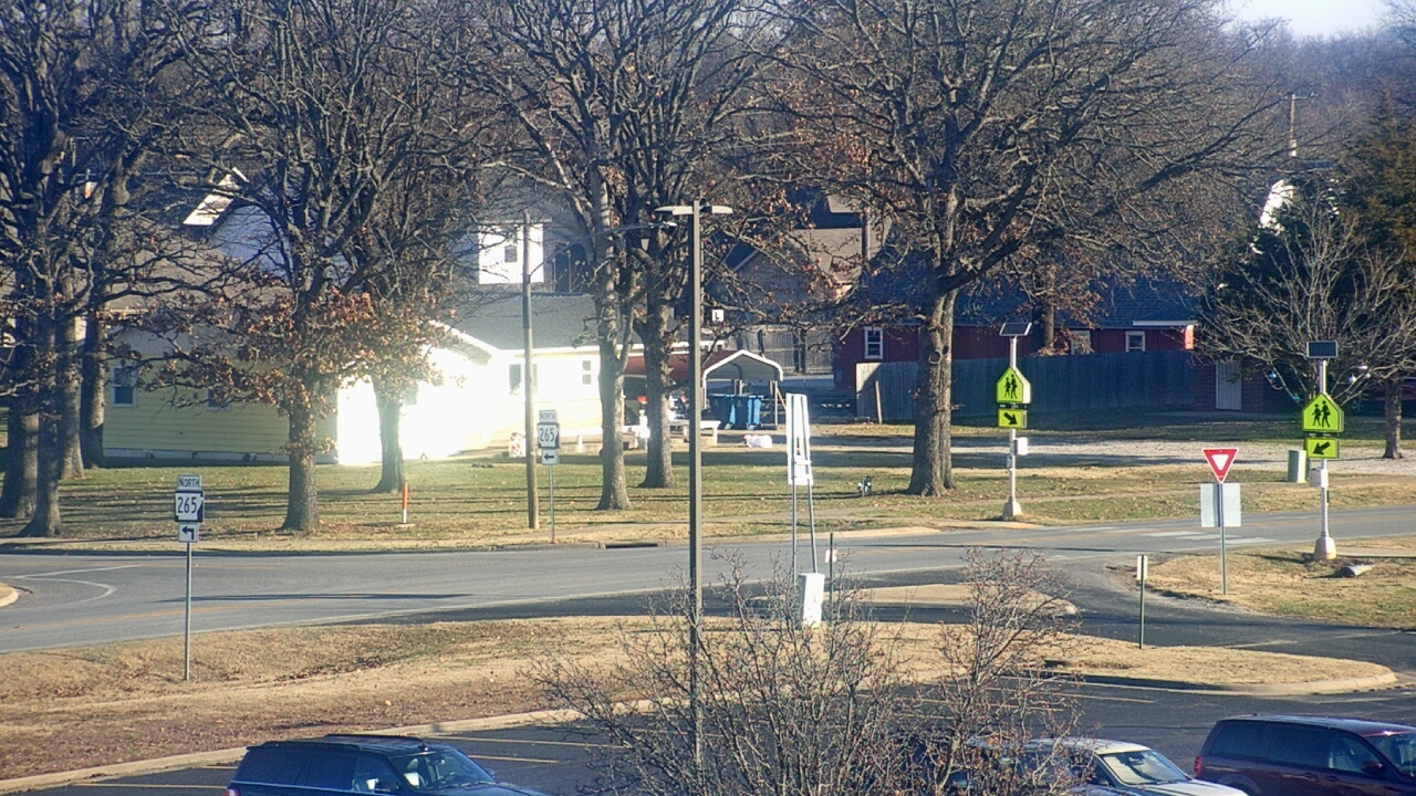 Thumbnail for current weather camera view from Pea Ridge HS in Pea Ridge, Arkansas