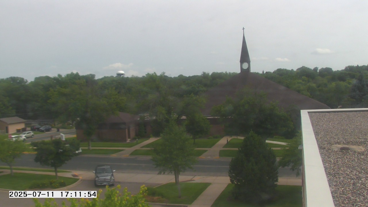 Thumbnail for current weather camera view from St. Michael Catholic School in Prior Lake, Minnesota
