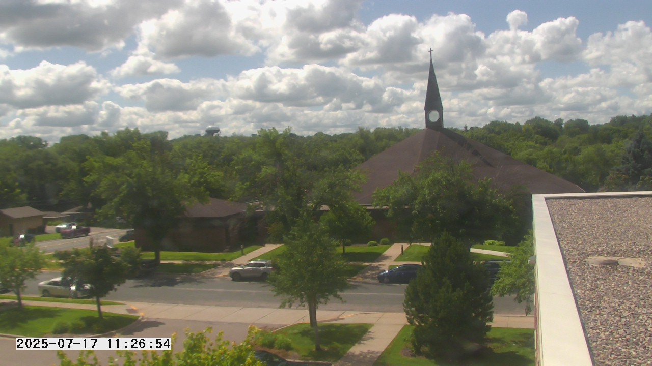Thumbnail for current weather camera view from St. Michael Catholic School in Prior Lake, Minnesota