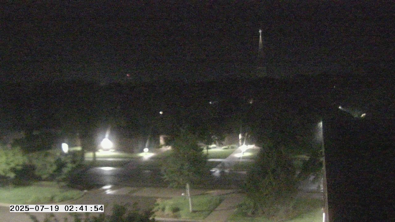 Thumbnail for current weather camera view from St. Michael Catholic School in Prior Lake, Minnesota