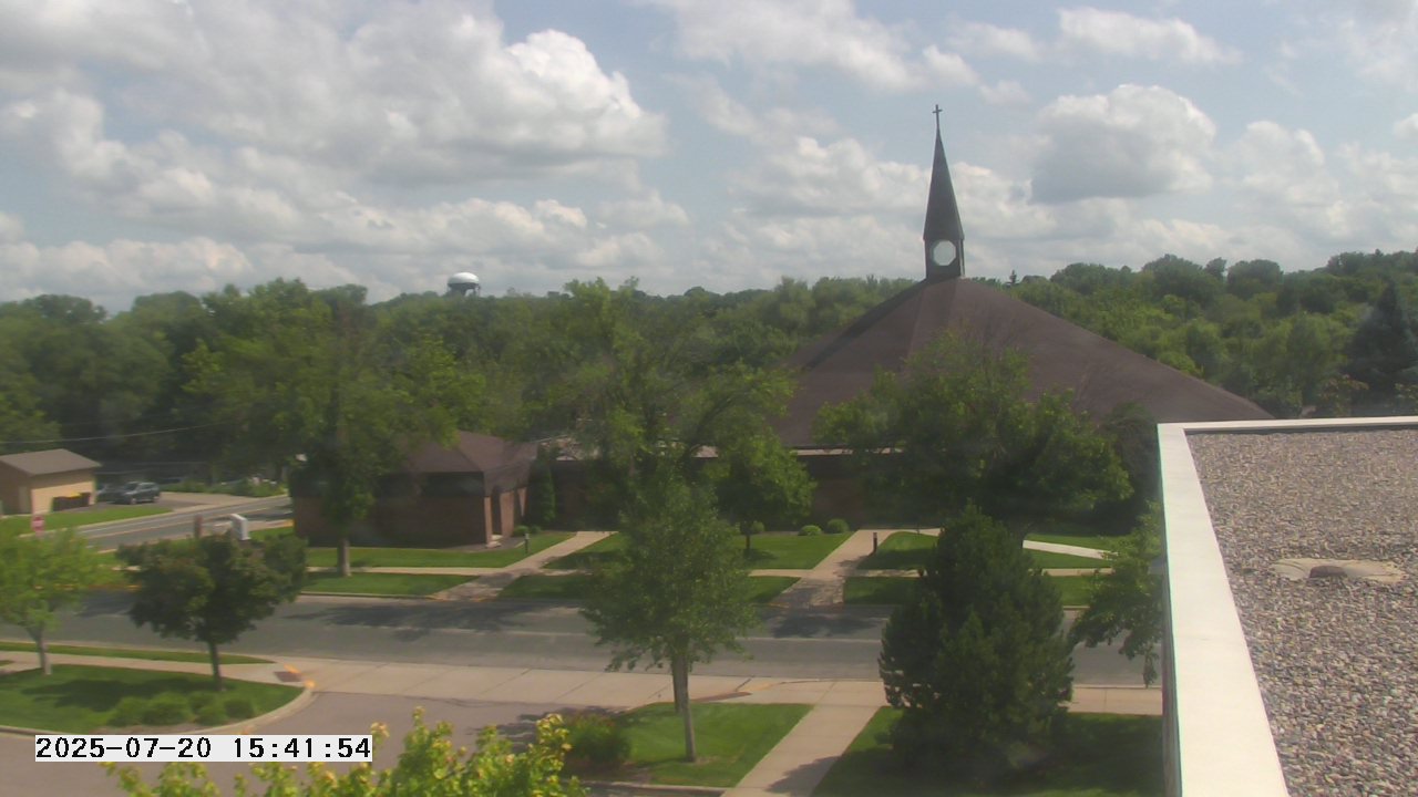 Thumbnail for current weather camera view from St. Michael Catholic School in Prior Lake, Minnesota