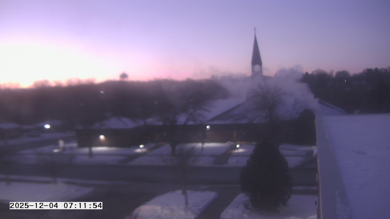 Thumbnail for current weather camera view from St. Michael Catholic School in Prior Lake, Minnesota