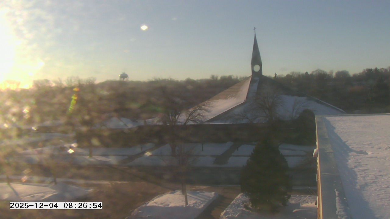 Thumbnail for current weather camera view from St. Michael Catholic School in Prior Lake, Minnesota