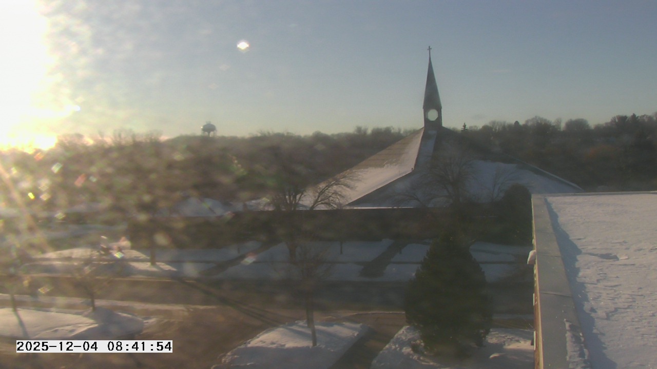 Thumbnail for current weather camera view from St. Michael Catholic School in Prior Lake, Minnesota