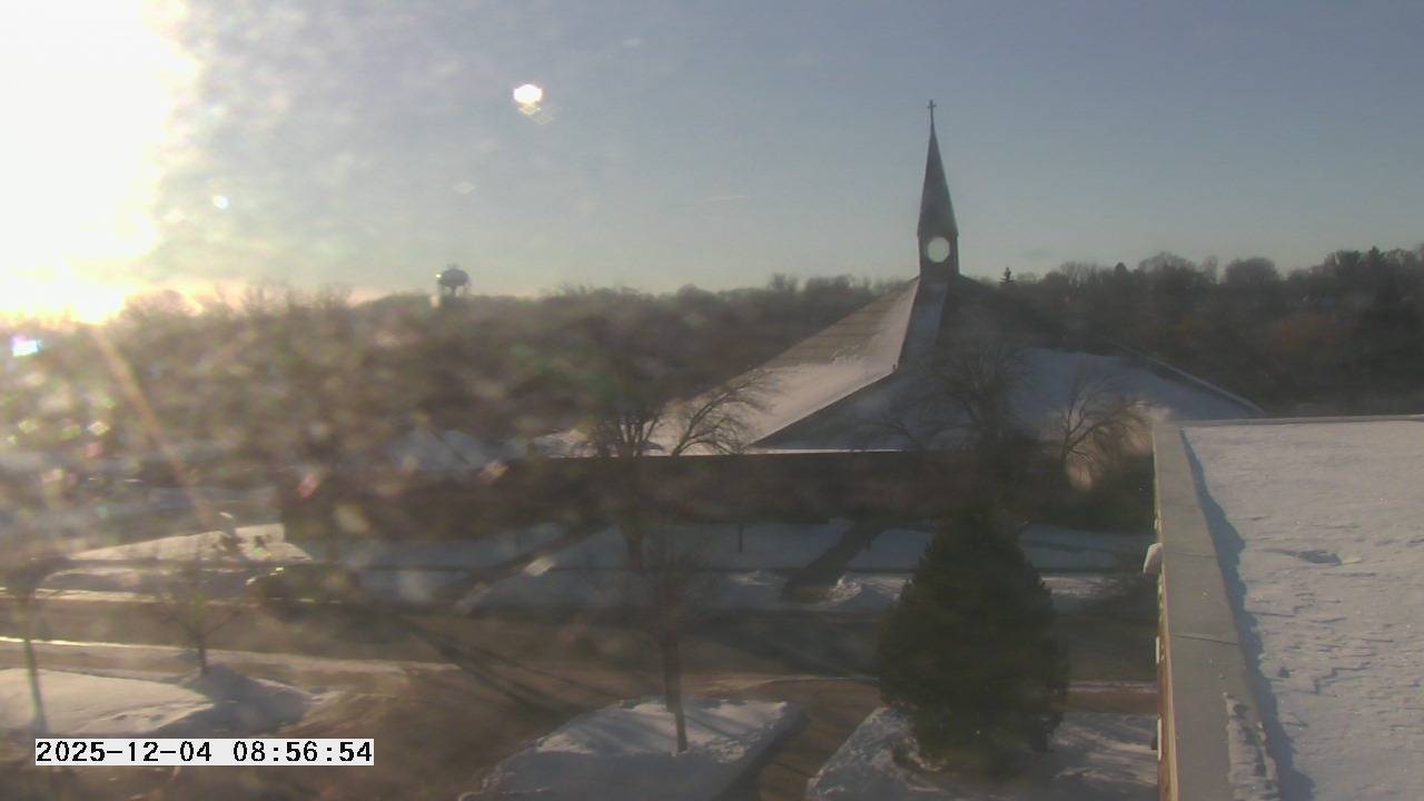 Thumbnail for current weather camera view from St. Michael Catholic School in Prior Lake, Minnesota