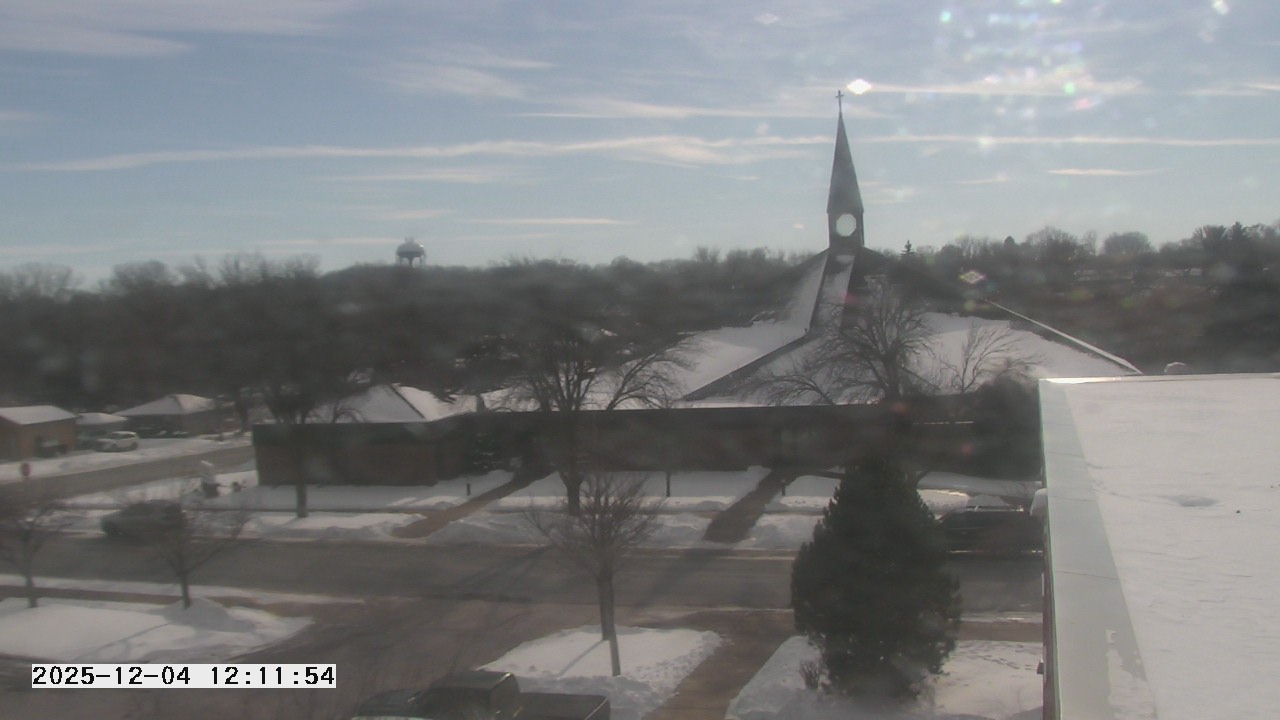 Thumbnail for current weather camera view from St. Michael Catholic School in Prior Lake, Minnesota