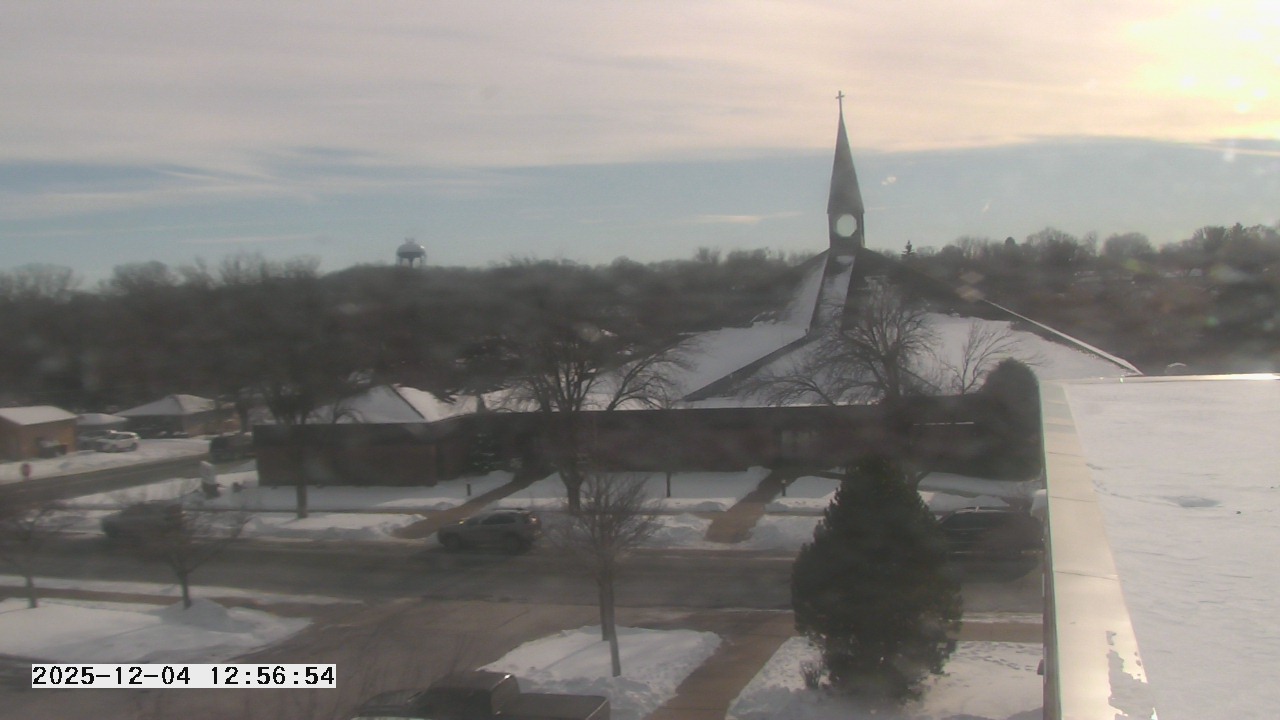 Thumbnail for current weather camera view from St. Michael Catholic School in Prior Lake, Minnesota