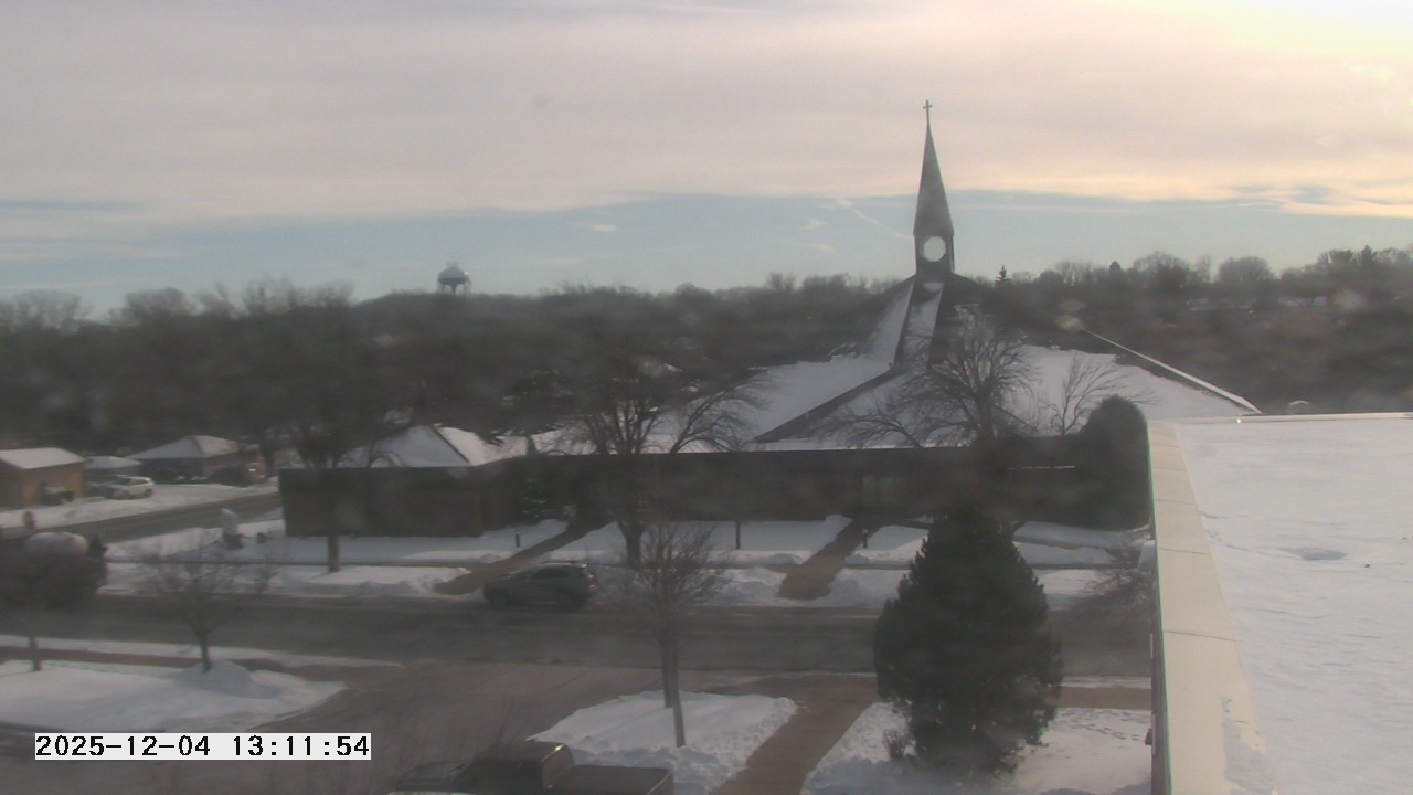 Thumbnail for current weather camera view from St. Michael Catholic School in Prior Lake, Minnesota