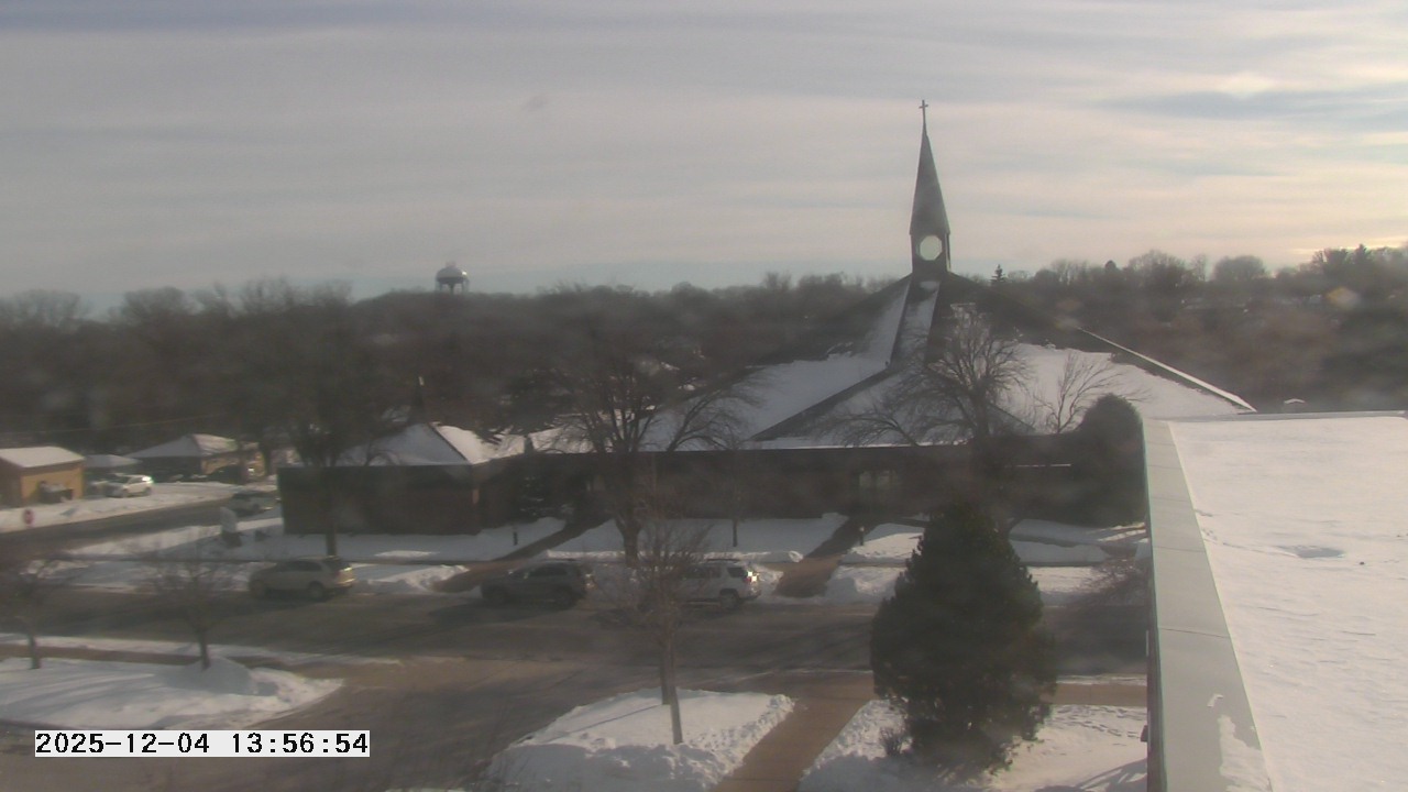 Thumbnail for current weather camera view from St. Michael Catholic School in Prior Lake, Minnesota