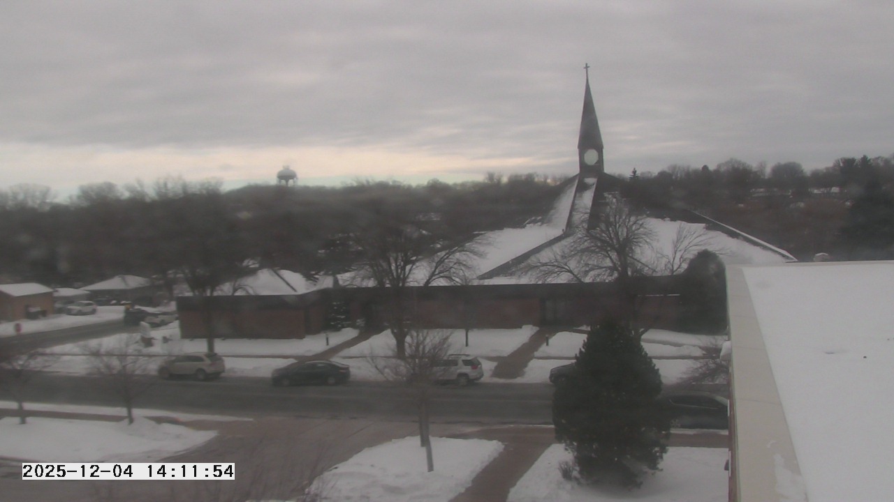 Thumbnail for current weather camera view from St. Michael Catholic School in Prior Lake, Minnesota