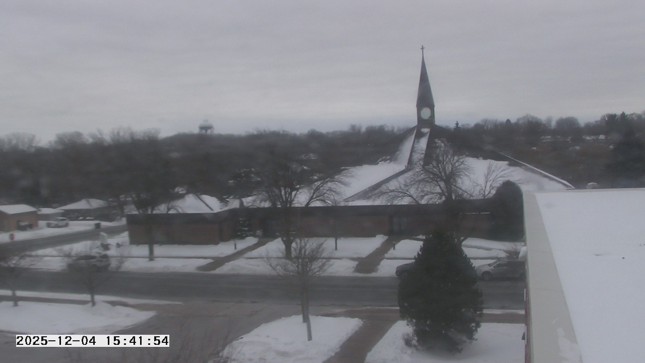 Thumbnail for current weather camera view from St. Michael Catholic School in Prior Lake, Minnesota