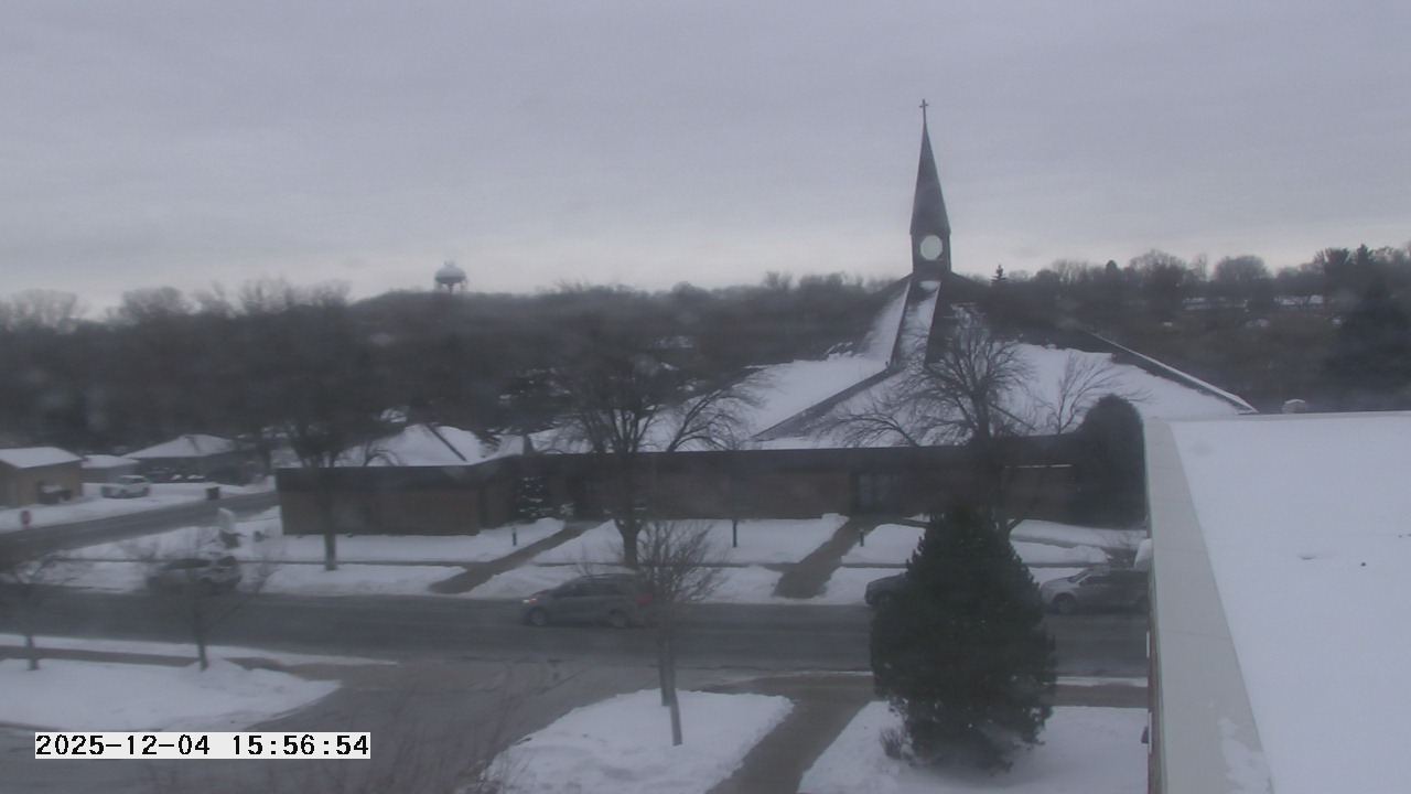 Thumbnail for current weather camera view from St. Michael Catholic School in Prior Lake, Minnesota