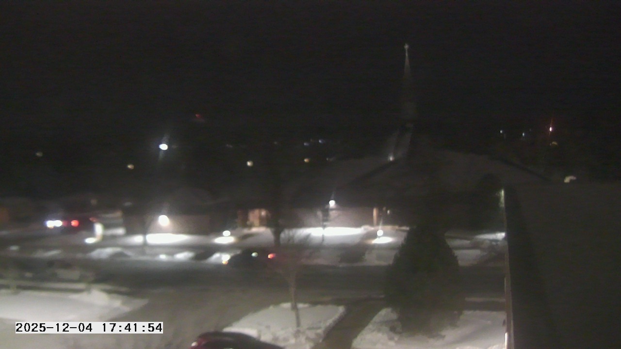 Thumbnail for current weather camera view from St. Michael Catholic School in Prior Lake, Minnesota