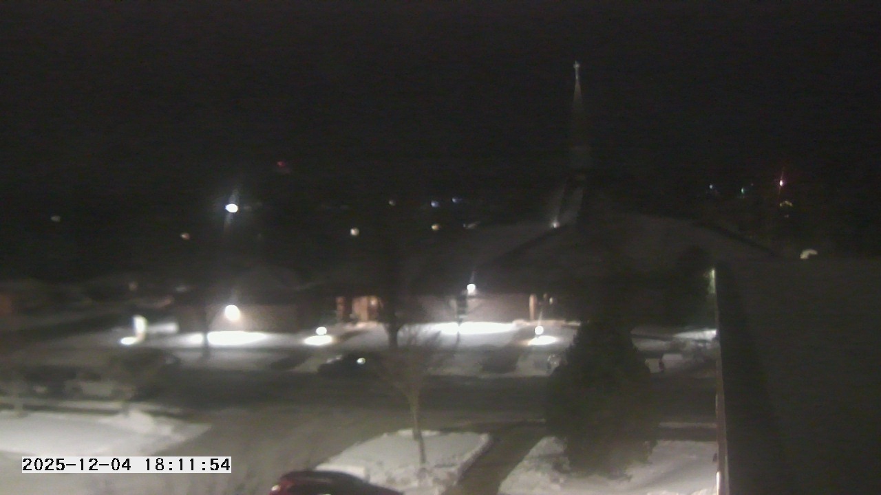 Thumbnail for current weather camera view from St. Michael Catholic School in Prior Lake, Minnesota