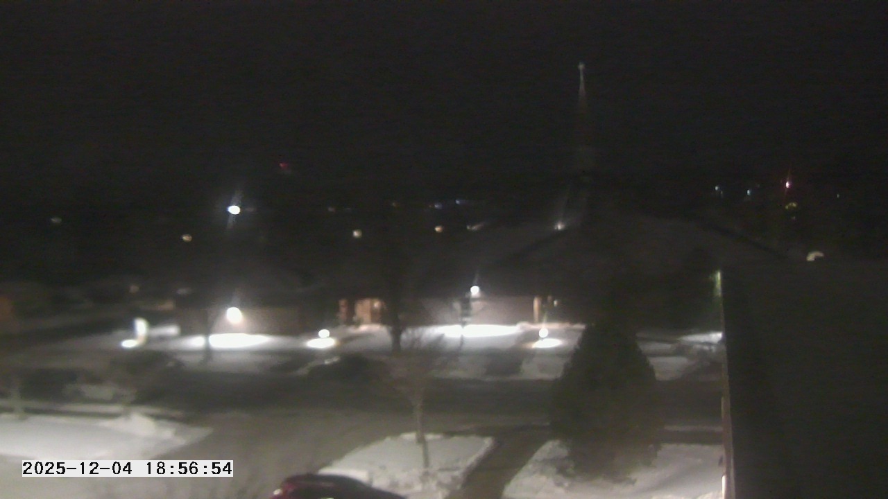 Thumbnail for current weather camera view from St. Michael Catholic School in Prior Lake, Minnesota