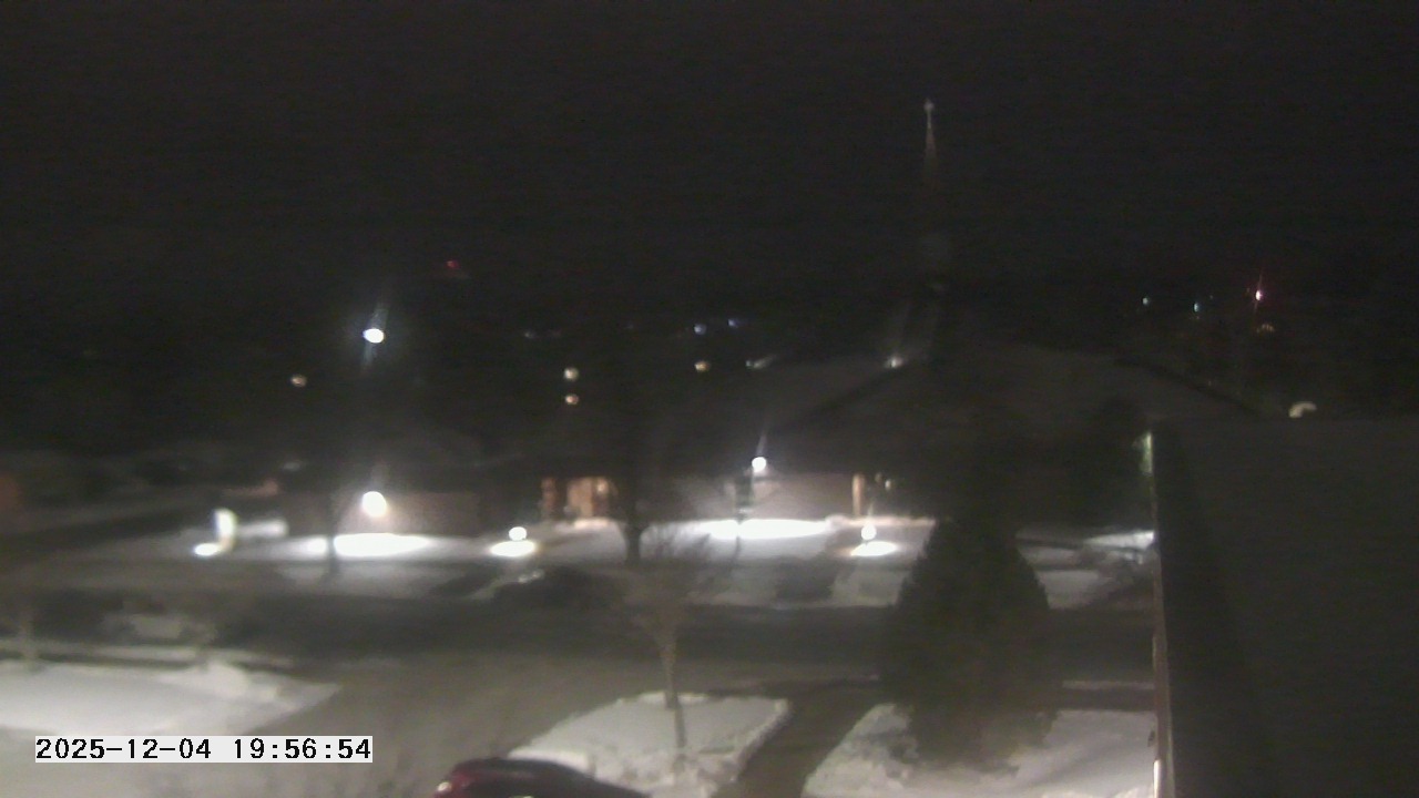 Thumbnail for current weather camera view from St. Michael Catholic School in Prior Lake, Minnesota