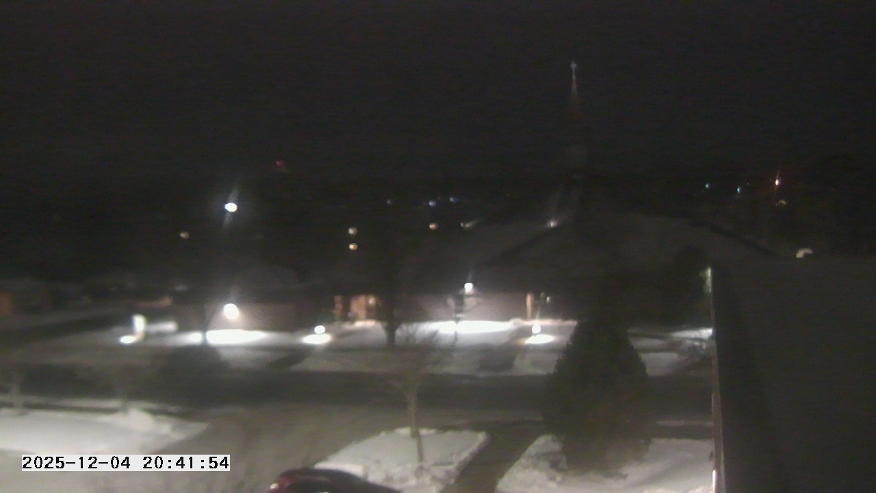 Thumbnail for current weather camera view from St. Michael Catholic School in Prior Lake, Minnesota