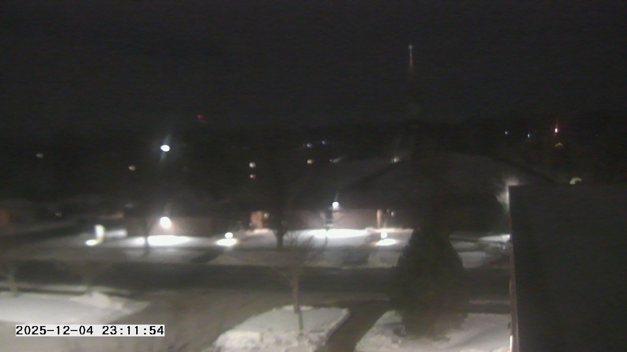 Thumbnail for current weather camera view from St. Michael Catholic School in Prior Lake, Minnesota