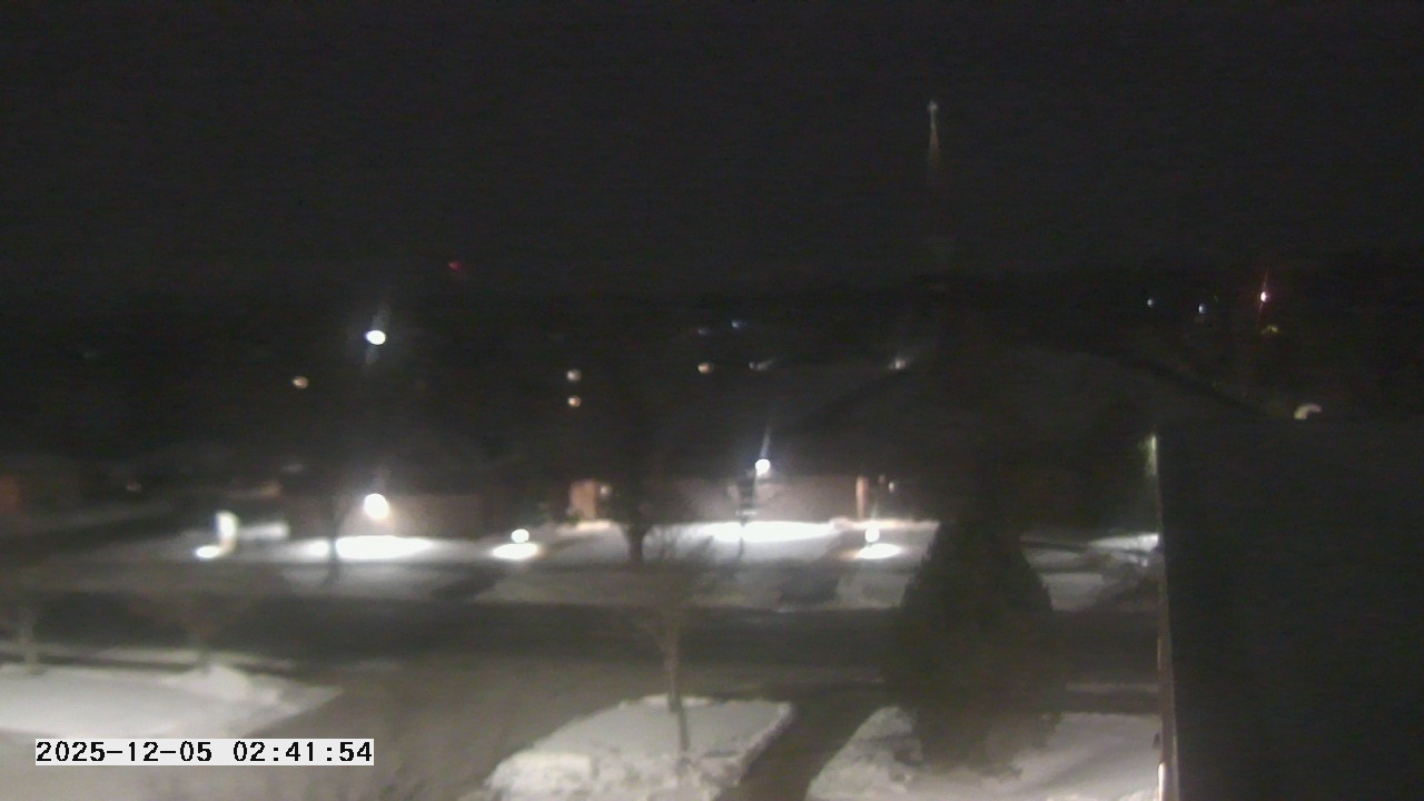 Thumbnail for current weather camera view from St. Michael Catholic School in Prior Lake, Minnesota