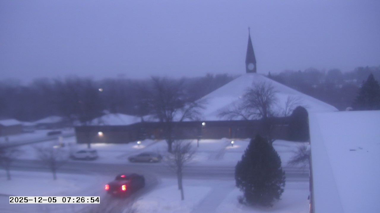 Thumbnail for current weather camera view from St. Michael Catholic School in Prior Lake, Minnesota