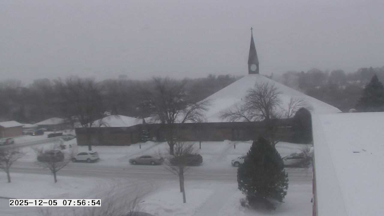 Thumbnail for current weather camera view from St. Michael Catholic School in Prior Lake, Minnesota
