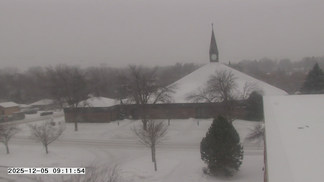 Thumbnail for current weather camera view from St. Michael Catholic School in Prior Lake, Minnesota
