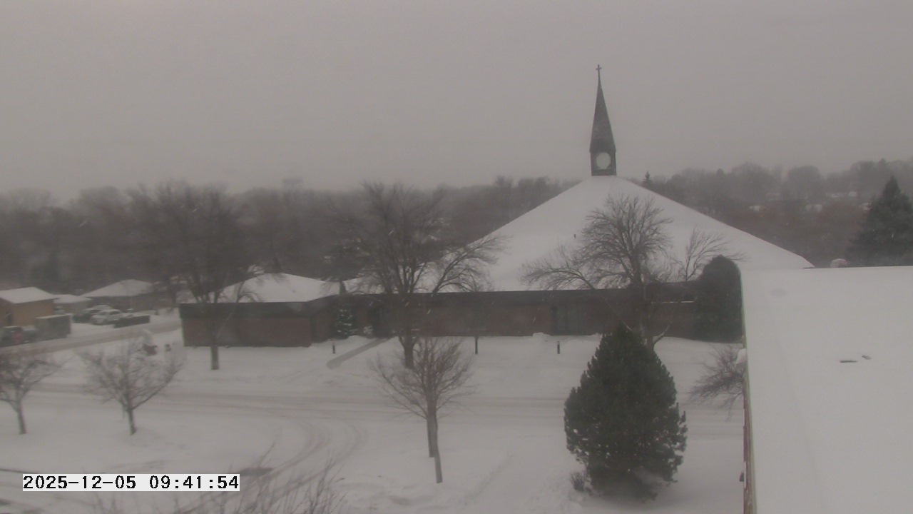 Thumbnail for current weather camera view from St. Michael Catholic School in Prior Lake, Minnesota