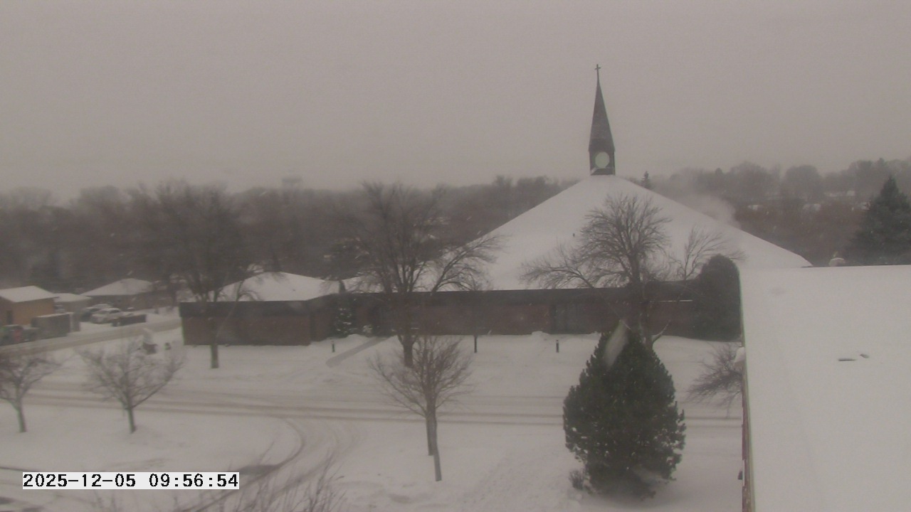 Thumbnail for current weather camera view from St. Michael Catholic School in Prior Lake, Minnesota