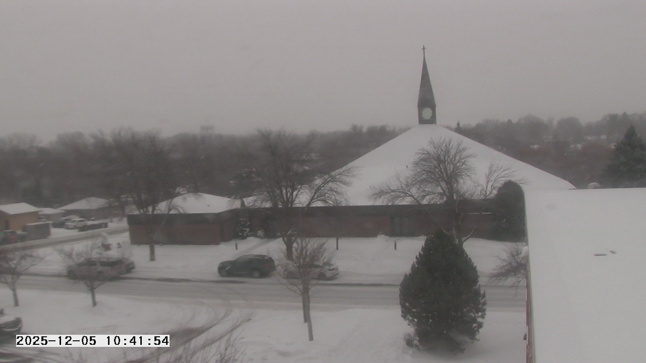 Thumbnail for current weather camera view from St. Michael Catholic School in Prior Lake, Minnesota
