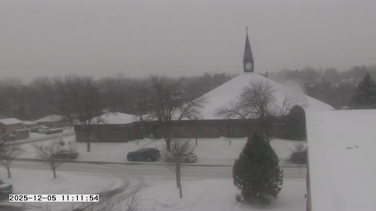 Thumbnail for current weather camera view from St. Michael Catholic School in Prior Lake, Minnesota