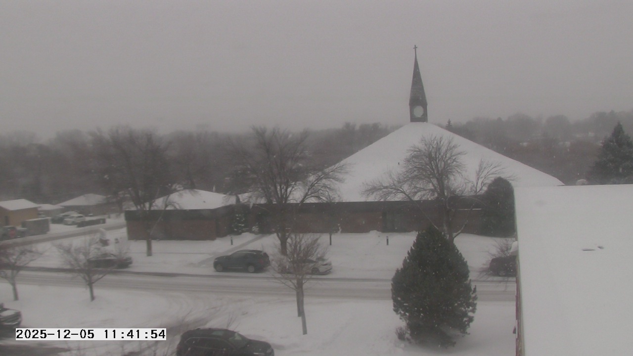 Thumbnail for current weather camera view from St. Michael Catholic School in Prior Lake, Minnesota