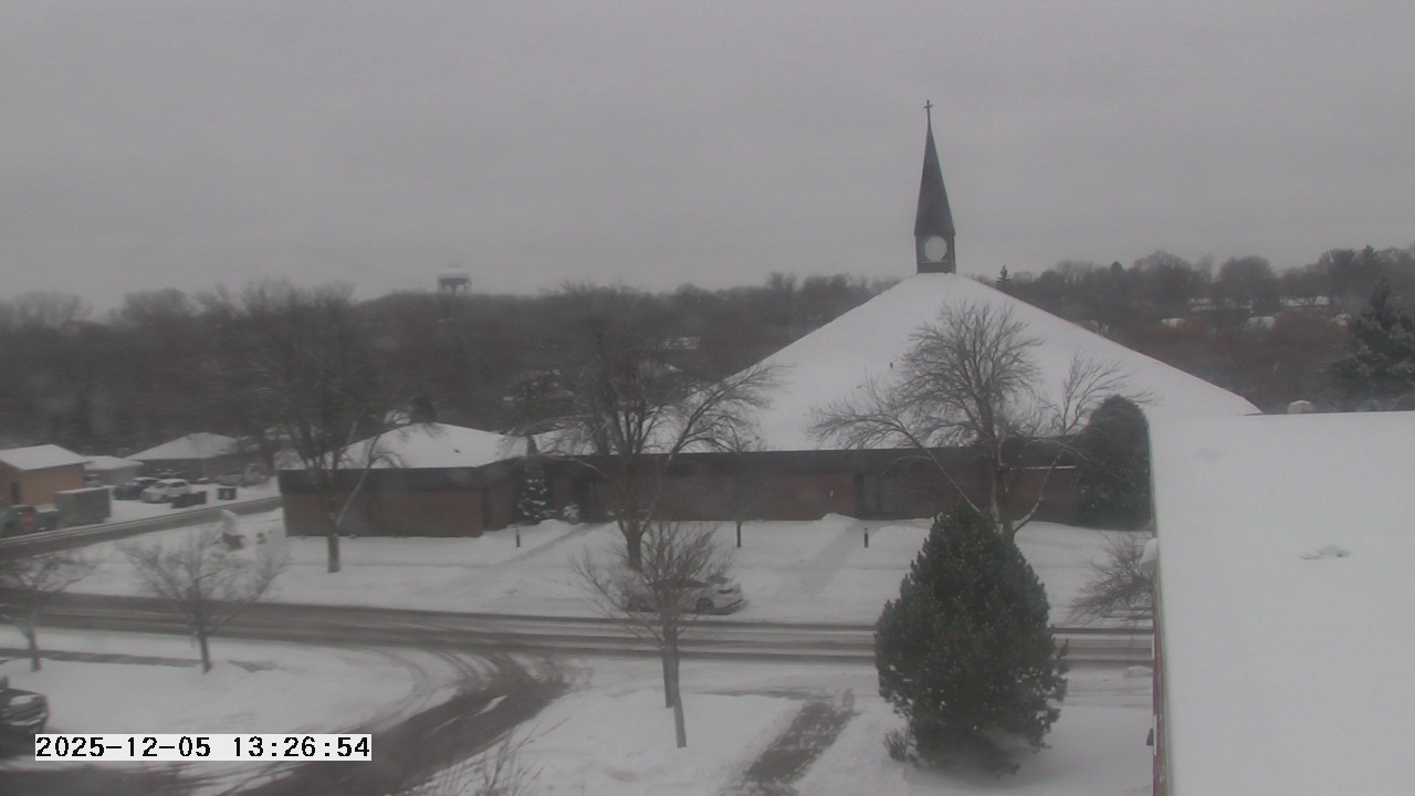 Thumbnail for current weather camera view from St. Michael Catholic School in Prior Lake, Minnesota