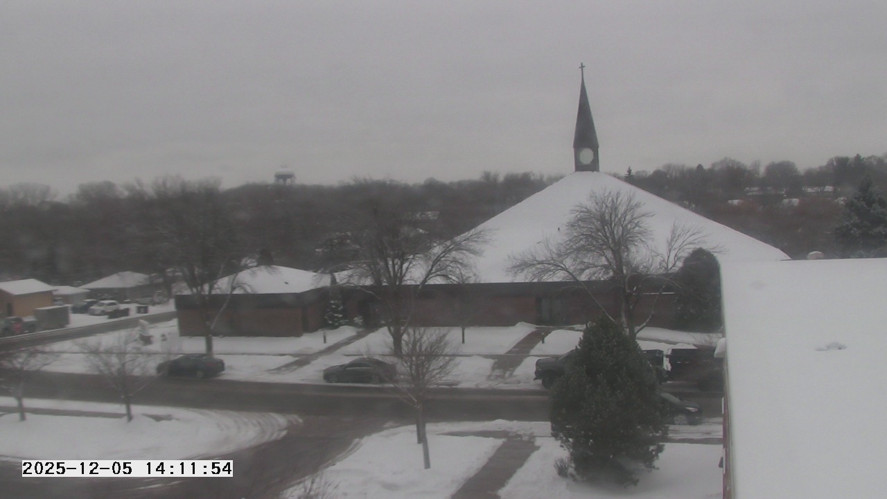 Thumbnail for current weather camera view from St. Michael Catholic School in Prior Lake, Minnesota