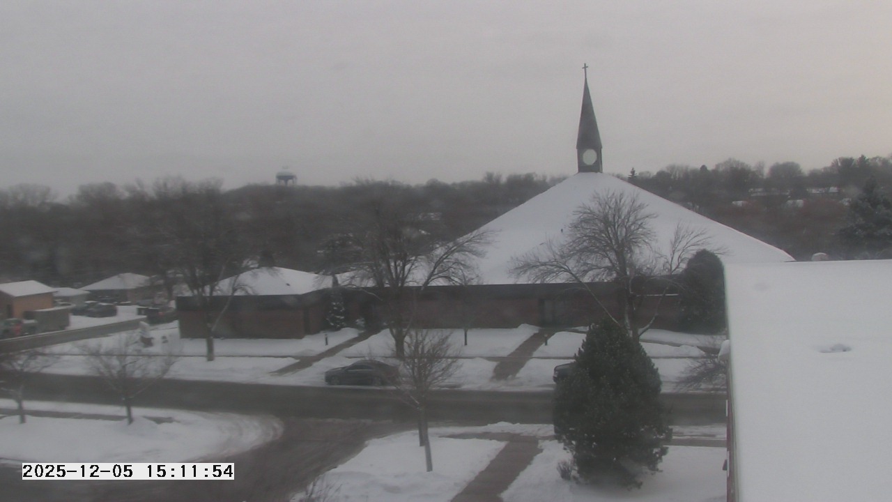 Thumbnail for current weather camera view from St. Michael Catholic School in Prior Lake, Minnesota