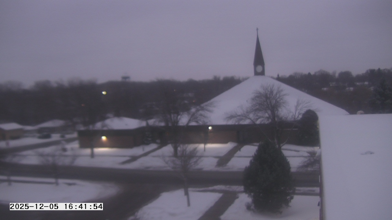 Thumbnail for current weather camera view from St. Michael Catholic School in Prior Lake, Minnesota