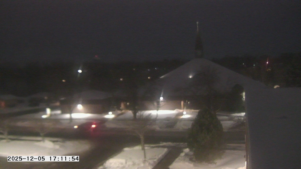 Thumbnail for current weather camera view from St. Michael Catholic School in Prior Lake, Minnesota