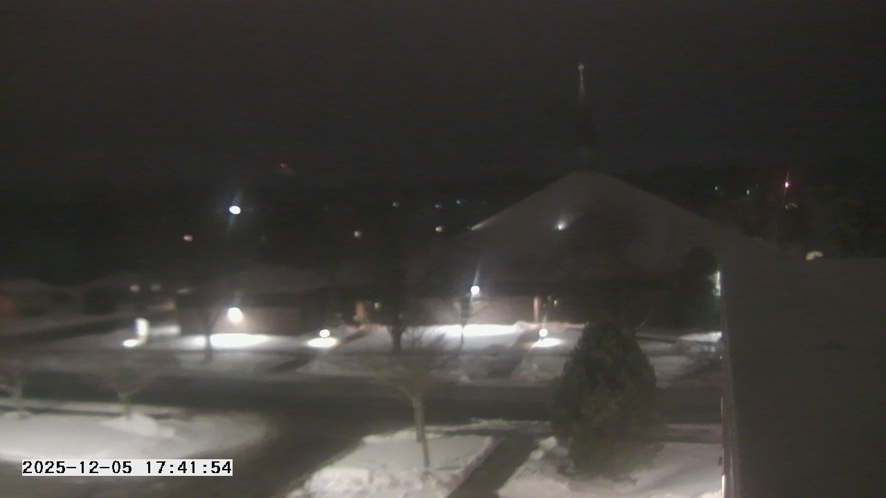 Thumbnail for current weather camera view from St. Michael Catholic School in Prior Lake, Minnesota