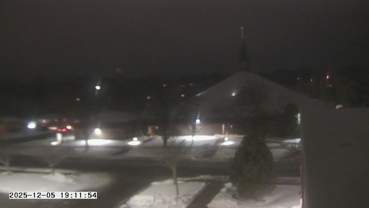 Thumbnail for current weather camera view from St. Michael Catholic School in Prior Lake, Minnesota