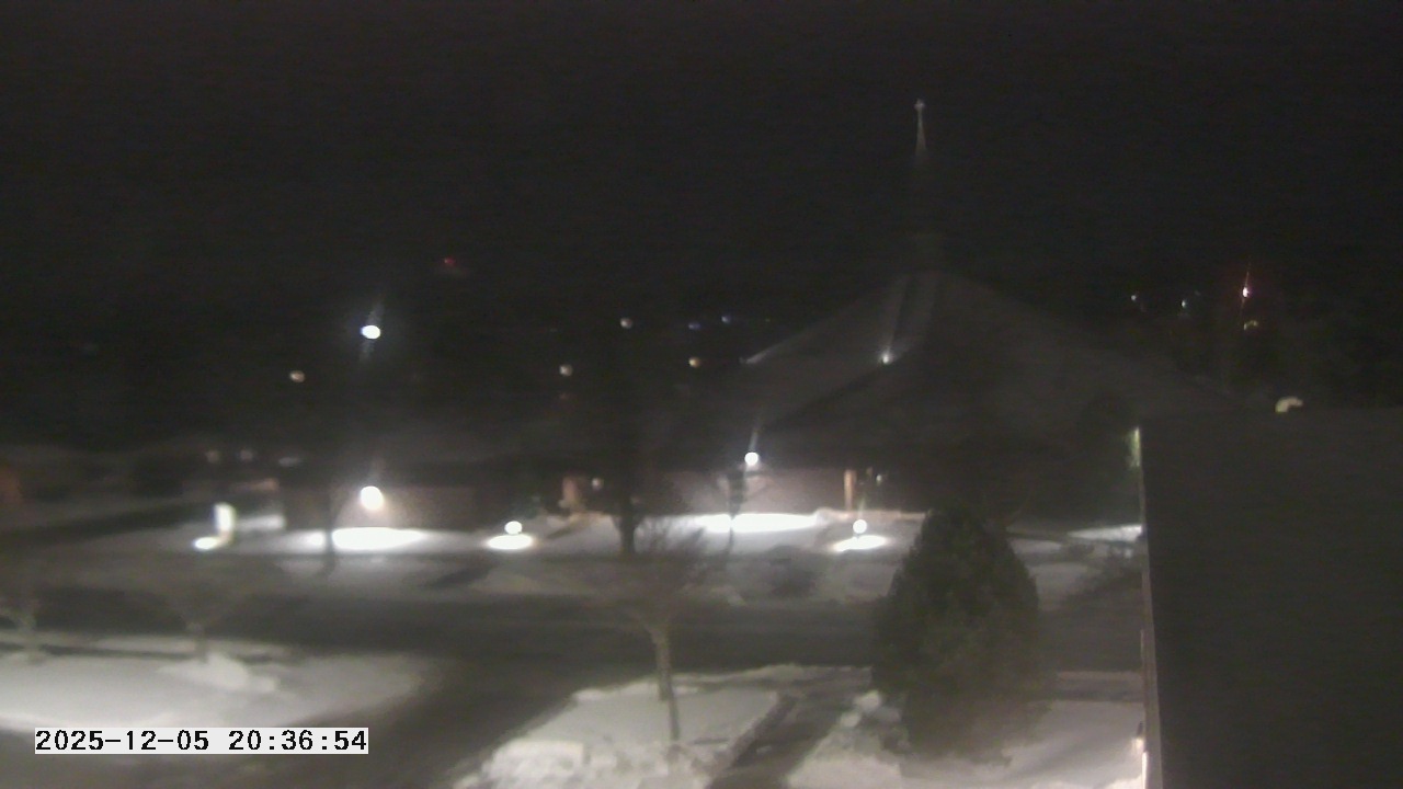 Thumbnail for current weather camera view from St. Michael Catholic School in Prior Lake, Minnesota