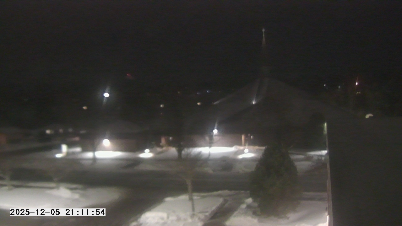 Thumbnail for current weather camera view from St. Michael Catholic School in Prior Lake, Minnesota