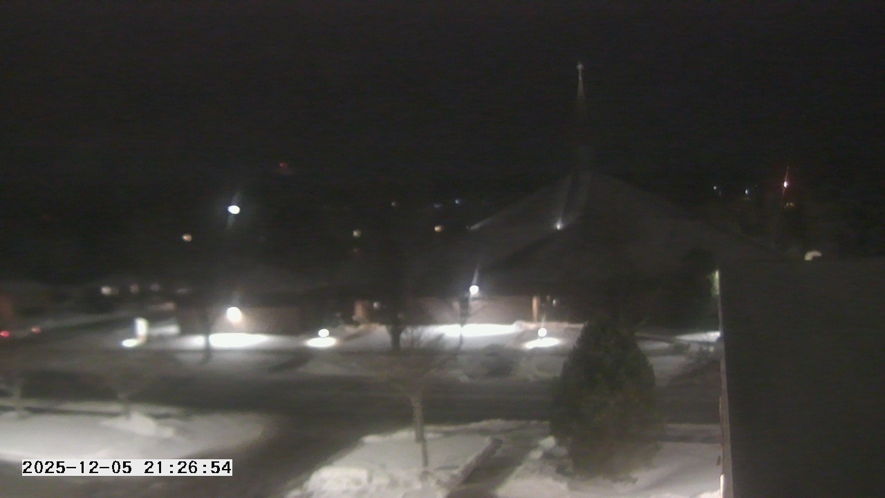 Thumbnail for current weather camera view from St. Michael Catholic School in Prior Lake, Minnesota