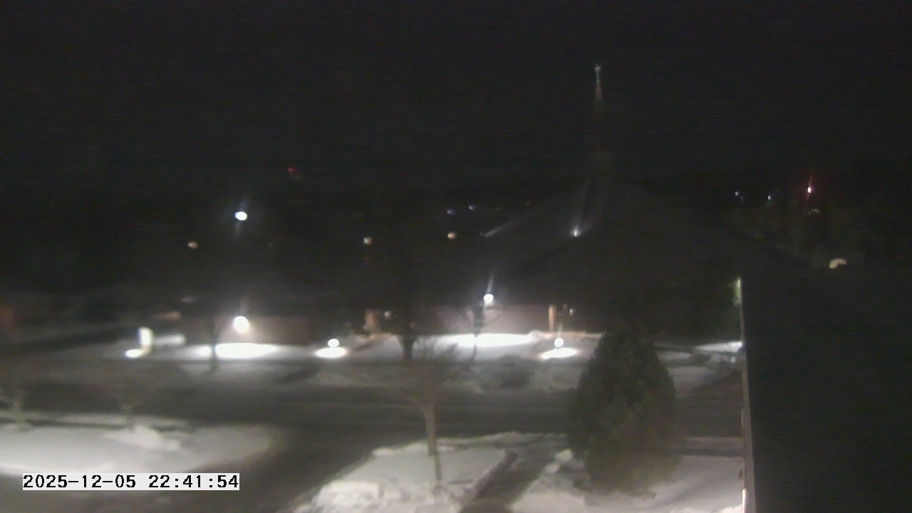 Thumbnail for current weather camera view from St. Michael Catholic School in Prior Lake, Minnesota