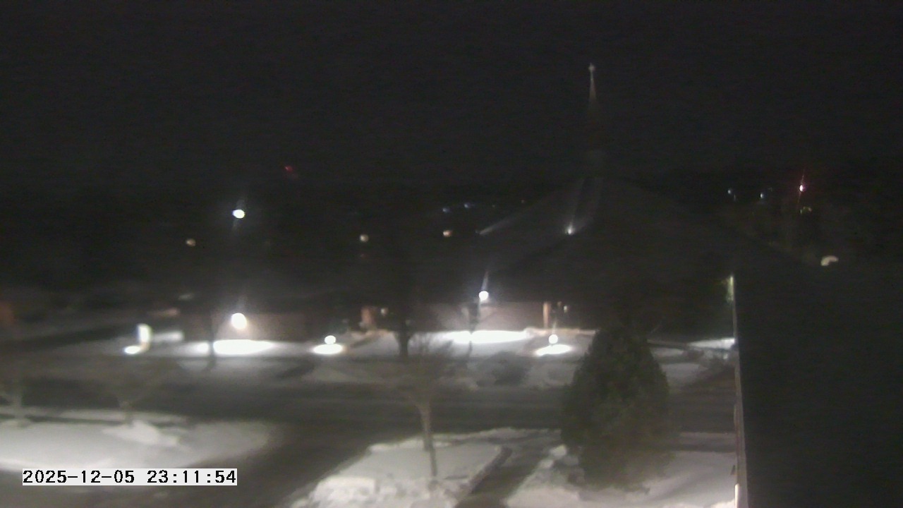 Thumbnail for current weather camera view from St. Michael Catholic School in Prior Lake, Minnesota