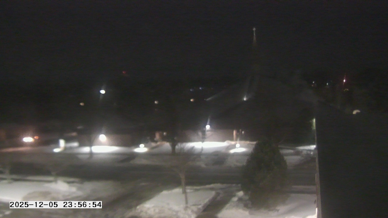 Thumbnail for current weather camera view from St. Michael Catholic School in Prior Lake, Minnesota