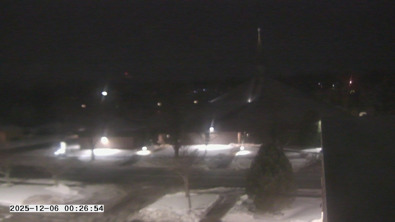 Thumbnail for current weather camera view from St. Michael Catholic School in Prior Lake, Minnesota