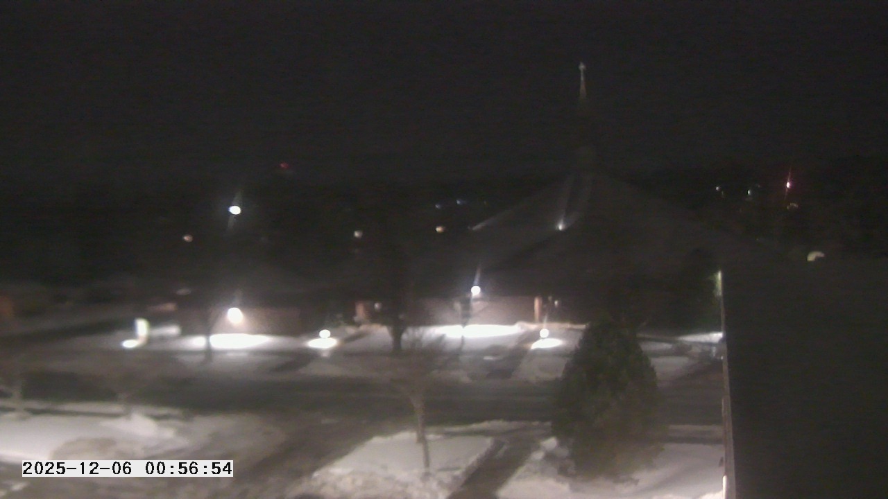 Thumbnail for current weather camera view from St. Michael Catholic School in Prior Lake, Minnesota
