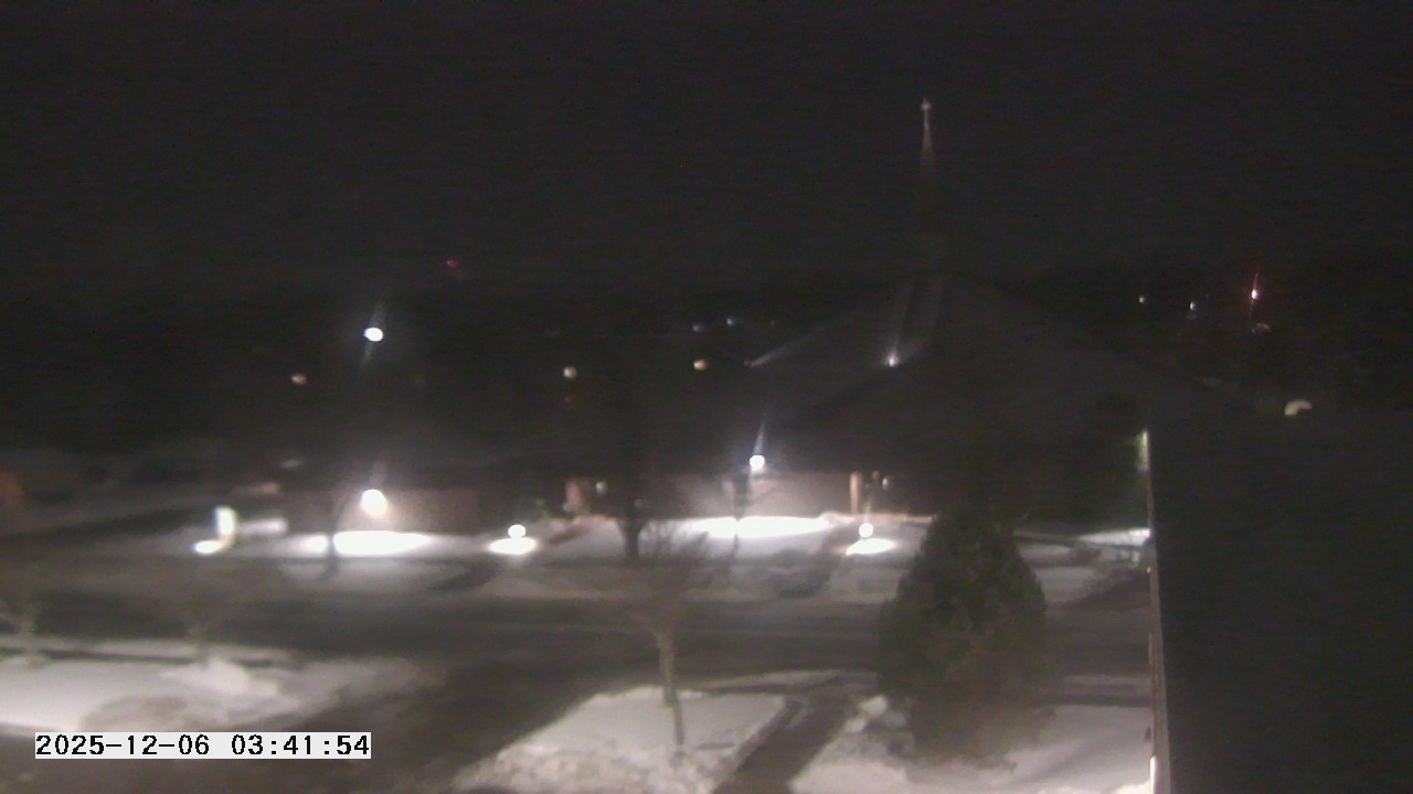 Thumbnail for current weather camera view from St. Michael Catholic School in Prior Lake, Minnesota