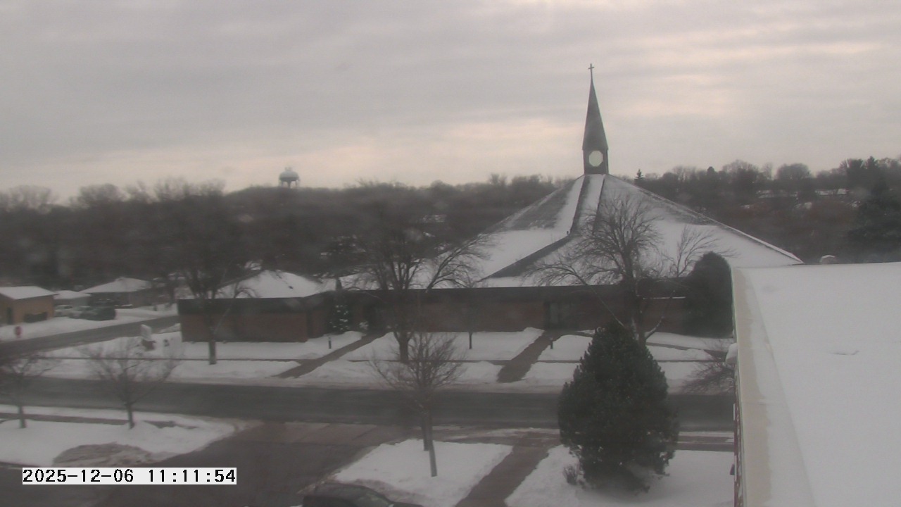 Thumbnail for current weather camera view from St. Michael Catholic School in Prior Lake, Minnesota