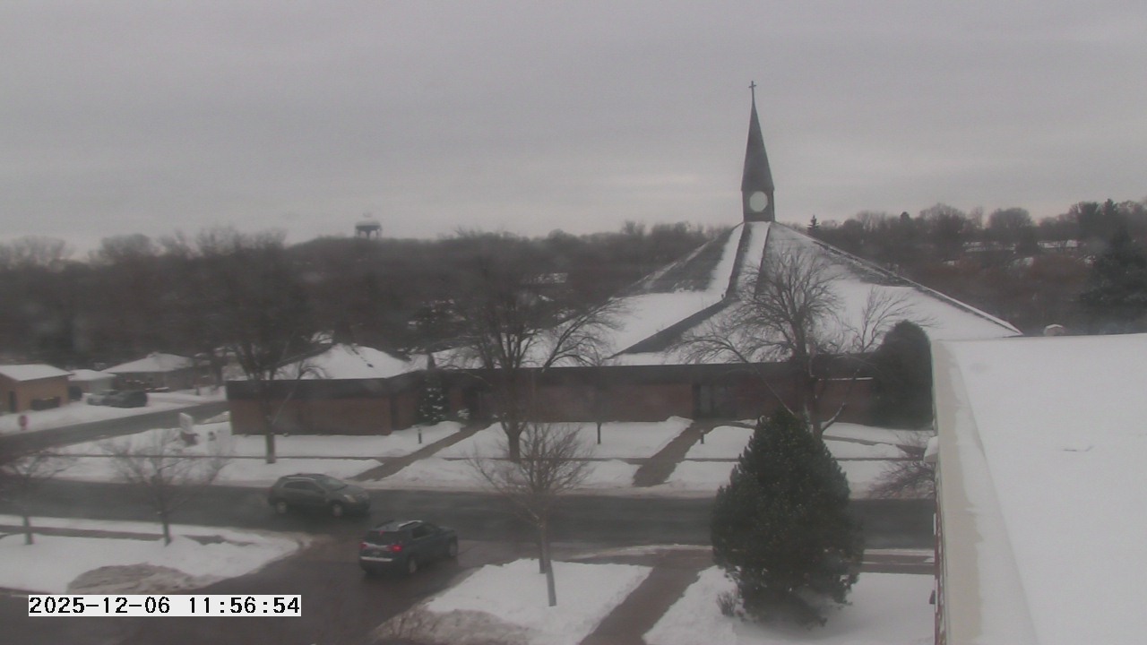 Thumbnail for current weather camera view from St. Michael Catholic School in Prior Lake, Minnesota